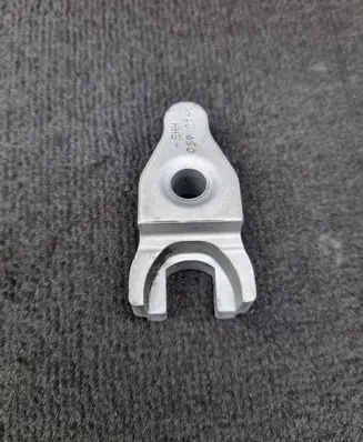 Audi Q7 4M Fuel Injector clamp holder 059130216K