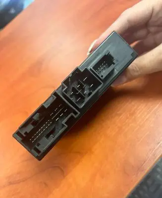 Volkswagen PASSAT B8 Tow bar trailer control unit/module 8W0907383A 5DS01407601
