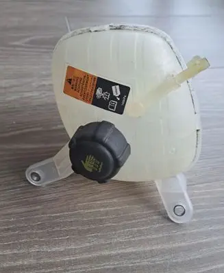 Nissan X-Trail T33 Coolant expansion tank/reservoir DFN132