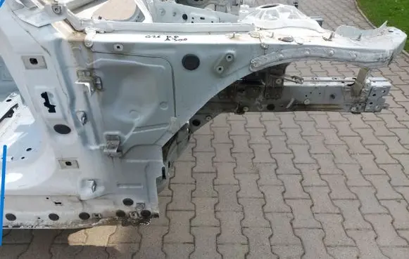 Front quarter panel