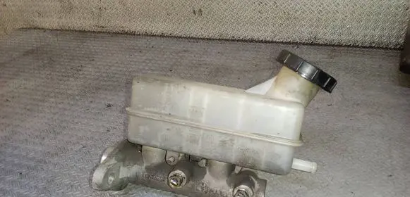 Hyundai H-1, Starex, Satellite Master brake cylinder BM1110321