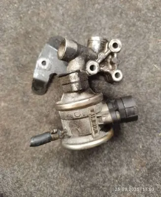 Audi TT Mk1 EGR valve 058131817 3052617875 06a971845ae