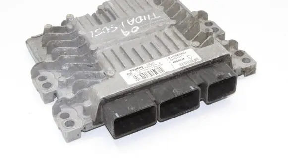 Renault Scenic II - Grand scenic II Engine control unit/module 8200565863 S122326109A