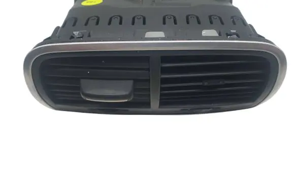 Audi A6 S6 C7 4G Rear air vent grill 4G0819203