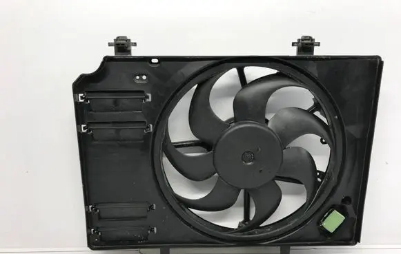 Ford Puma Air conditioning (A/C) fan (condenser) M1BG8C607BB T33786C L1BG8C607A