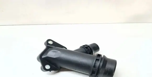 BMW 5 E39 Engine coolant pipe/hose 7550682