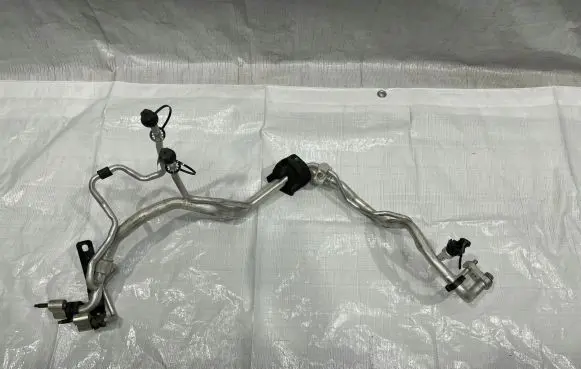 Land Rover Evoque I Air conditioning (A/C) pipe/hose K8D219A834BD