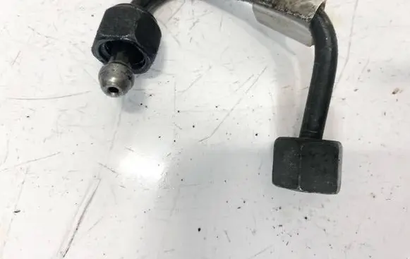 Suzuki Grand Vitara II Fuel line pipe