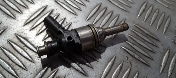 Audi A7 S7 4G Fuel injector 06e906036h 104390-504
