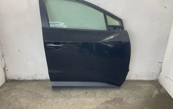 Toyota bZ4X Front door 