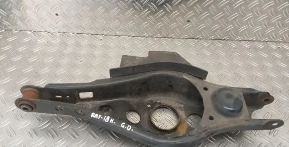 Toyota RAV 4 (XA40) Rear upper control arm/wishbone