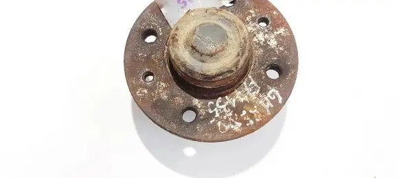 Renault Espace II Rear wheel hub