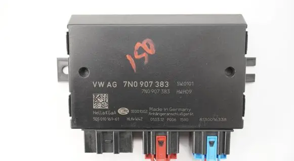 Volkswagen PASSAT B7 Tow bar trailer control unit/module 7N0907383