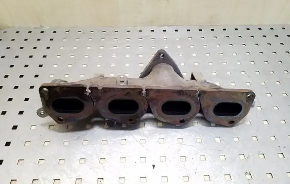 Peugeot 508 Exhaust manifold