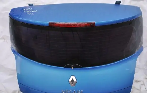 Renault Megane II Tailgate/trunk/boot lid melyna