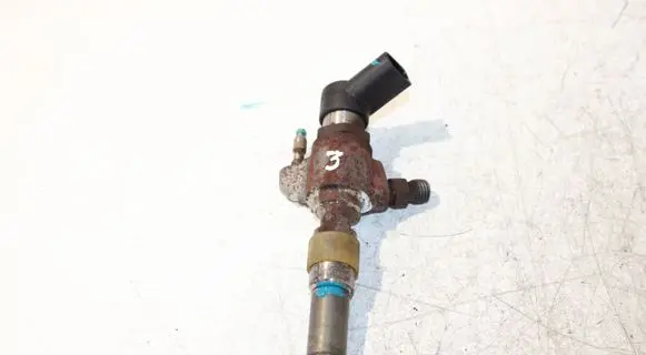 Volvo V70 Fuel injector 9802448680 50274V05