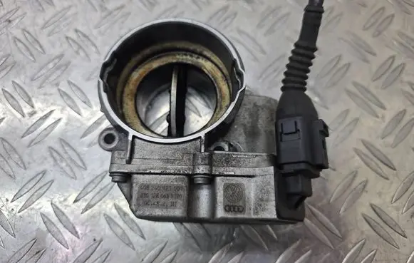 Audi A4 S4 B7 8E 8H Throttle valve 03G128063 408240121001