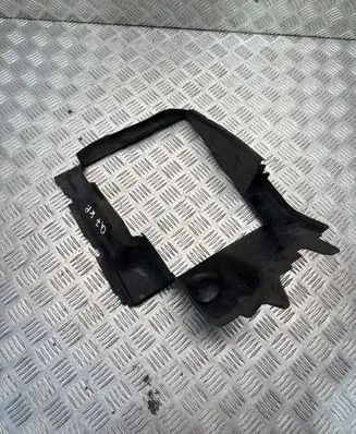Audi Q7 4L Intercooler air channel guide 4L0117335F