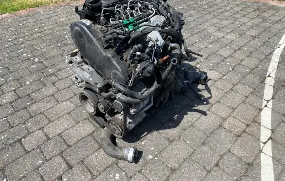 Volkswagen Golf VI Engine CBD 5N0820803A 03L131512B