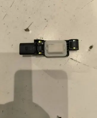 Volkswagen Phaeton Airbag deployment crash/impact sensor 4B0959643E 200834 0232H23F9DE