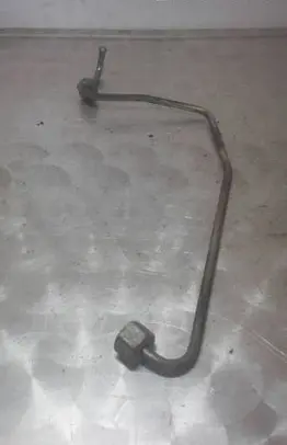 Nissan X-Trail T30 Fuel injector supply line/pipe 