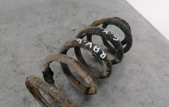 Toyota RAV 4 (XA30) Rear coil spring