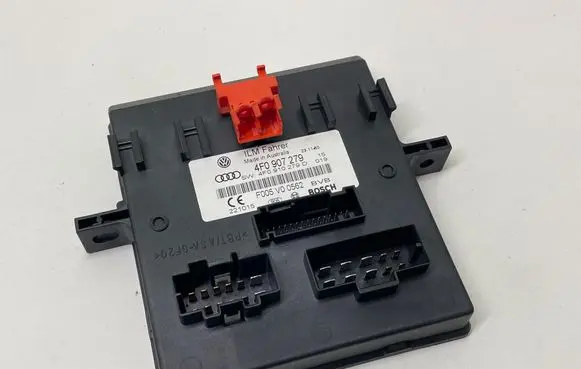 Audi A6 S6 C6 4F Comfort/convenience module 4F0907279 F005V00562 4F0910279D