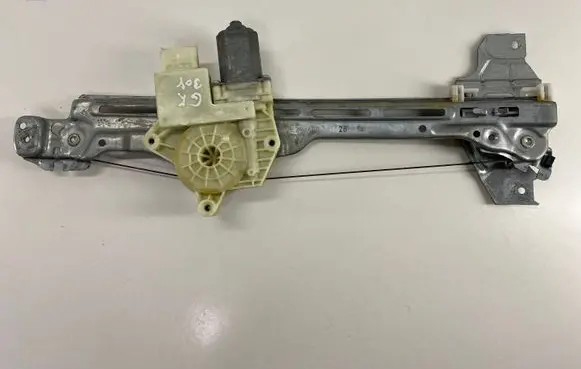 Peugeot 308 Rear door window regulator with motor 9678310280