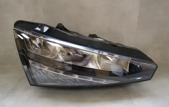 Skoda Scala Headlight/headlamp 657941016