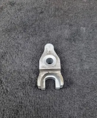 Audi Q7 4M Fuel Injector clamp holder 059130216K