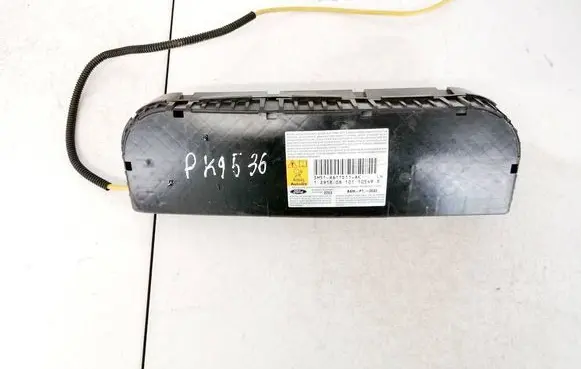 Ford C-MAX I Seat airbag 3m51r611d11ak