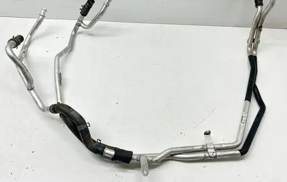 Porsche Cayenne (92A) Engine coolant pipe/hose 7P5815097A 085026904 7p5819307
