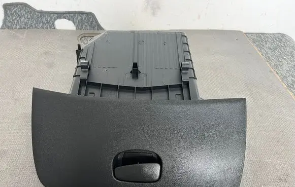 Renault Clio IV Glove box 681087227R 45537M