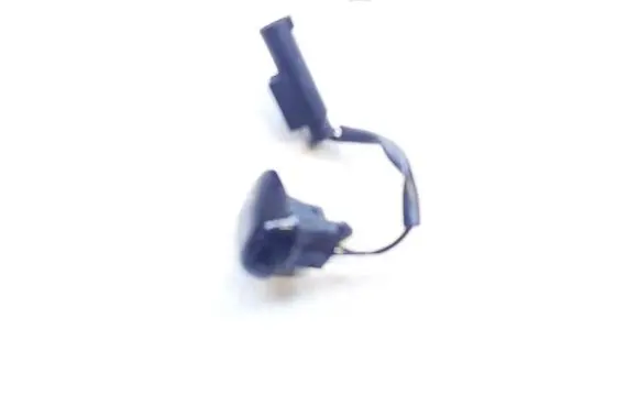 BMW 6 E63 E64 Windshield washer spray nozzle 7054446