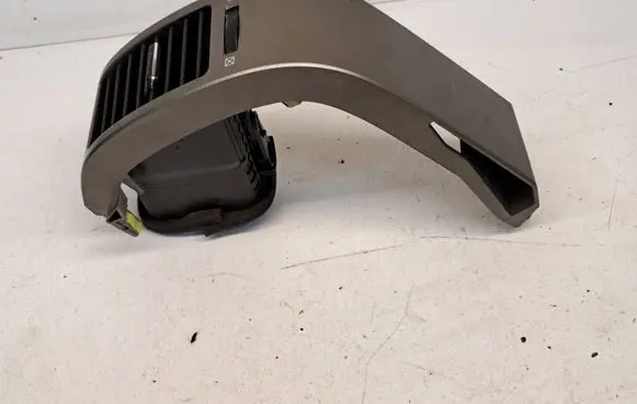 Toyota Prius (XW20) Dashboard side air vent grill/cover trim 5566047020