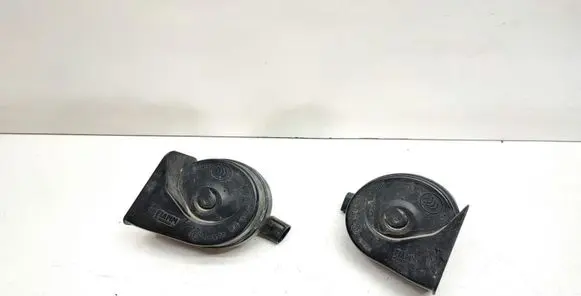 BMW 1 E81 E87 Horn signal E30055306