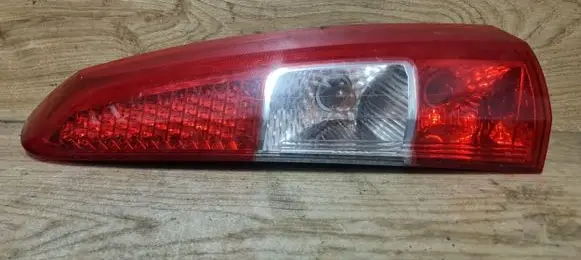 Volvo V70 Rear/tail lights