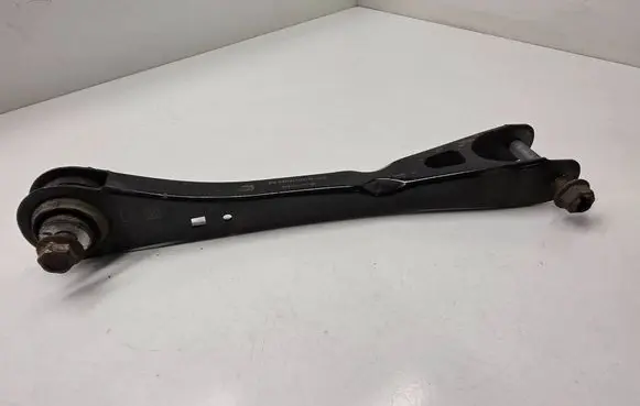 BMW X3 G01 Rear control arm 6871511 6871510