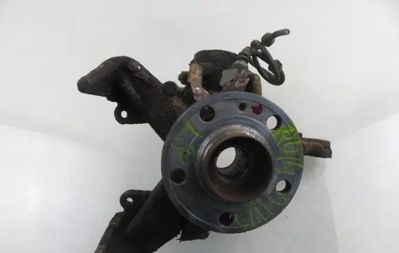 Seat Ibiza IV (6J,6P) Front wheel hub spindle knuckle