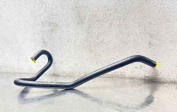 Opel Vivaro Coolant pipe/hose 91167203 622353 4414169