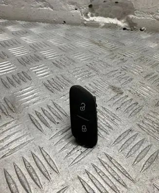Volkswagen Polo V 6R Central locking switch button 6R1962125A