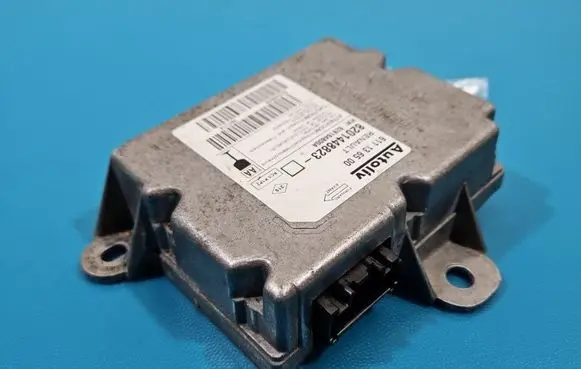 Opel Movano B Airbag control unit/module 8201448823 IMPRK1534688