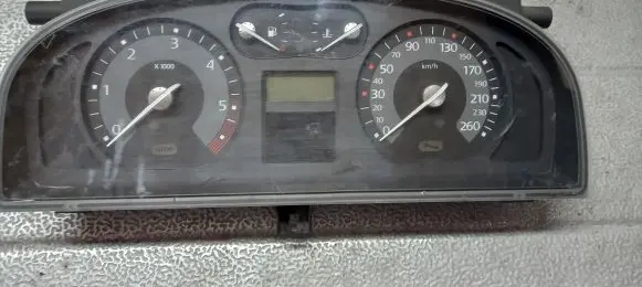 Renault Laguna II Speedometer (instrument cluster)