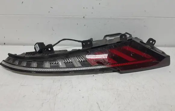 Rear/tail lights