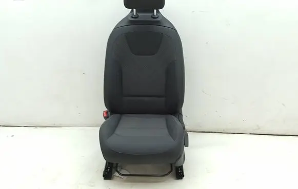 KIA Niro Front driver seat 