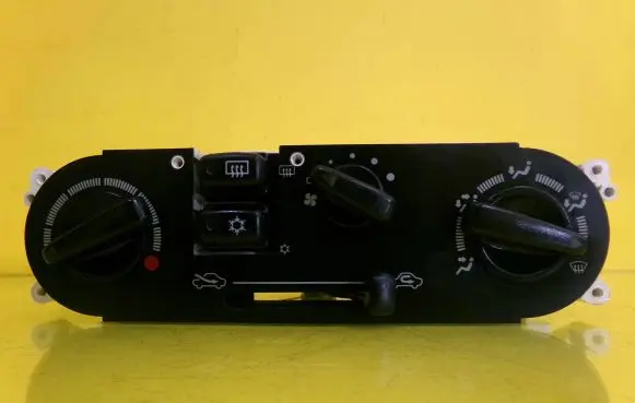 Mitsubishi Colt Climate control unit MR201365