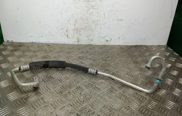 Air conditioning (A/C) pipe/hose