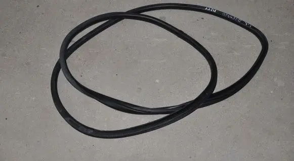 Dodge Durango Front door rubber seal