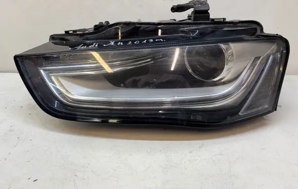 Audi A4 S4 B8 8K Headlight/headlamp LE10B6235 30702409002 8K0941043C