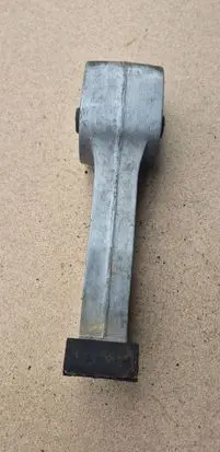 Ford Mondeo MK IV Engine mount bracket 0012203